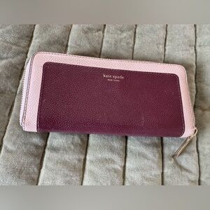 Kate Spade Two-Tone Pink and burgundy Wallet